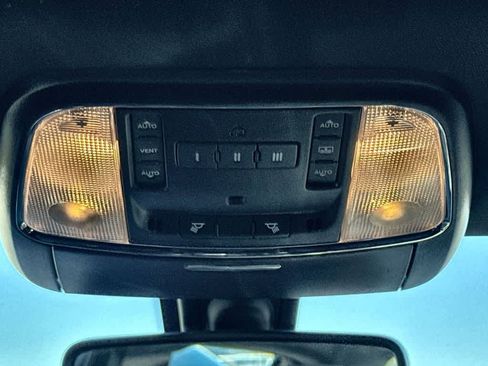 Used 2023 Chrysler 300 S RWD image 20