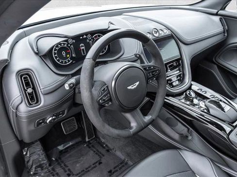 Used 2024 Aston Martin DBX 707 image 10