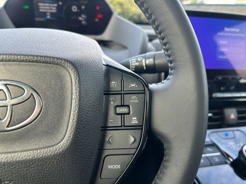 Used 2023 Toyota bZ4X Limited w/ Weather Package image 18