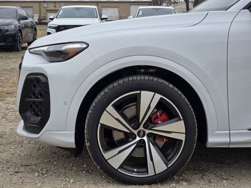 New 2025 Audi SQ5 Premium Plus image 13