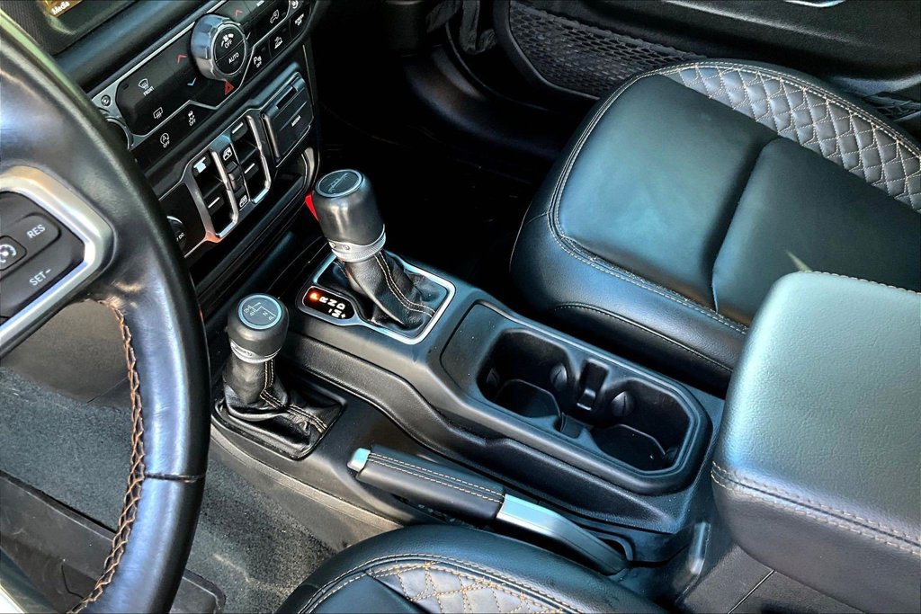 Used 2022 Jeep Gladiator Overland AWD/4WD image 16