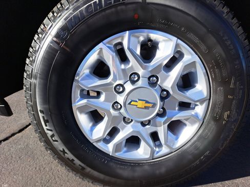 New 2026 Chevrolet Silverado 3500 LTZ image 15