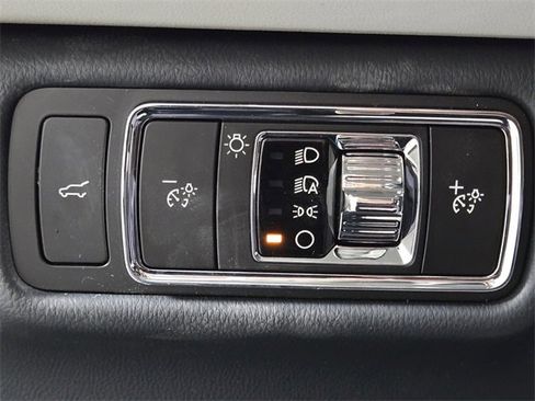 New 2026 Lincoln Aviator AWD image 25