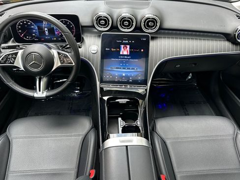 Used 2023 Mercedes-Benz C 300 Sedan image 12