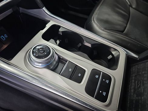 Used 2023 Ford Explorer Limited RWD image 23