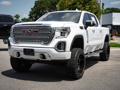 Used 2020 GMC Sierra 1500 Denali w/ Technology Package AWD/4WD image 5