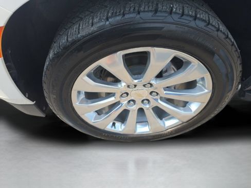 Used 2021 Chevrolet Tahoe Premier w/ Premium Package AWD/4WD image 35