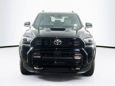 Used 2025 Toyota 4Runner TRD Off-Road AWD/4WD image 2