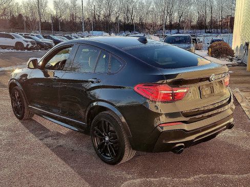 Used 2018 BMW X4 M40i image 4