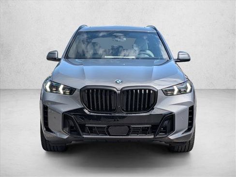New 2026 BMW X5 xDrive40i w/ M Sport Package AWD/4WD image 6