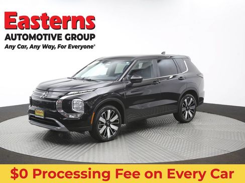 Used 2025 Mitsubishi Outlander SE AWD/4WD image 57