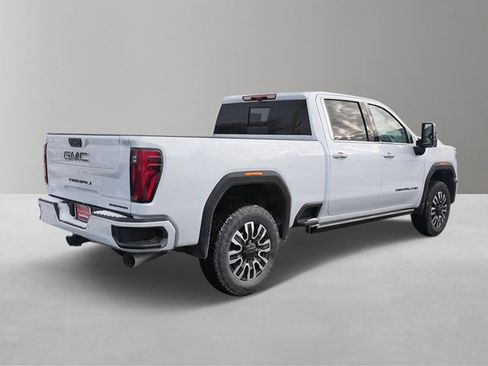 New 2026 GMC Sierra 2500 Denali Ultimate w/ LPO, Black Badging Package AWD/4WD image 2