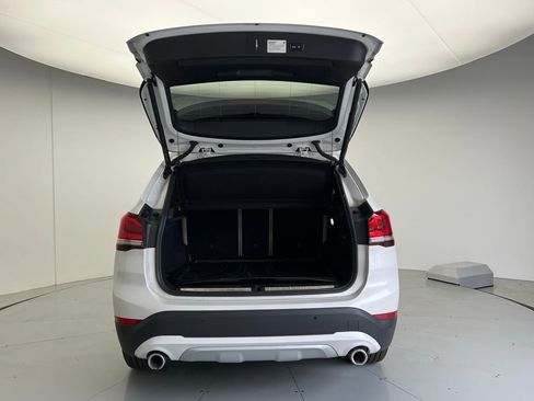 Used 2021 BMW X1 sDrive28i w/ Premium Package image 5