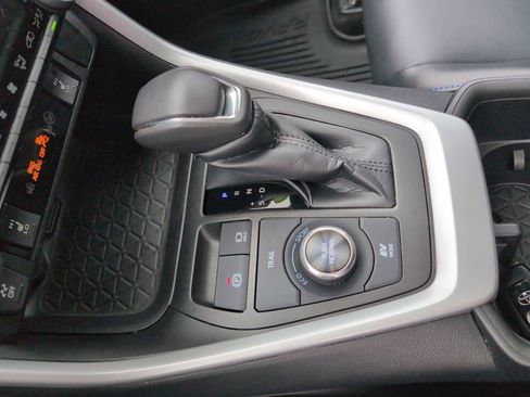 Used 2023 Toyota RAV4 XSE image 17