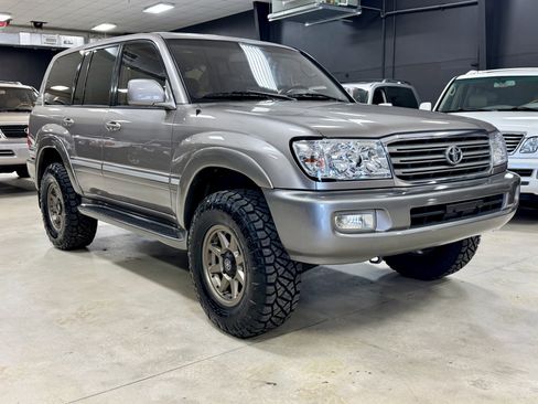 Used 2003 Toyota Land Cruiser image 5