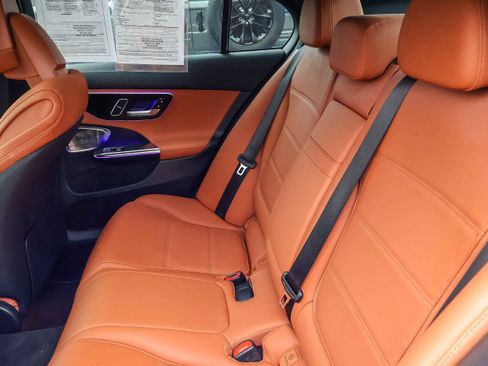 Used 2022 Mercedes-Benz C 300 Sedan image 15