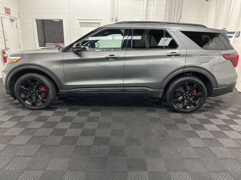 Used 2024 Ford Explorer ST w/ Equipment Group 401A image 6