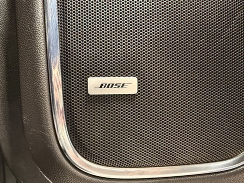 Used 2019 GMC Yukon XL Denali image 28