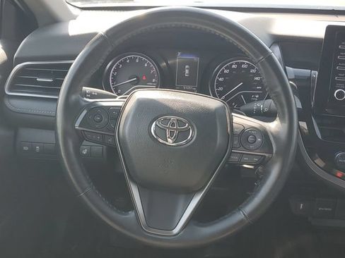 Used 2024 Toyota Camry SE FWD image 11