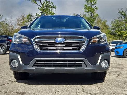 Used 2018 Subaru Outback 3.6R Limited image 10