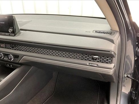 Used 2024 Honda Accord LX image 17