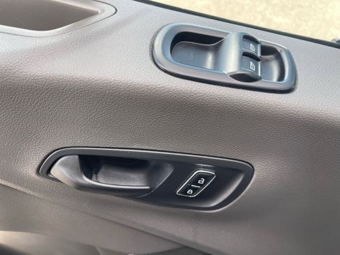 Used 2024 Ford Transit 250 Low Roof w/ Exterior Upgrade Package image 19