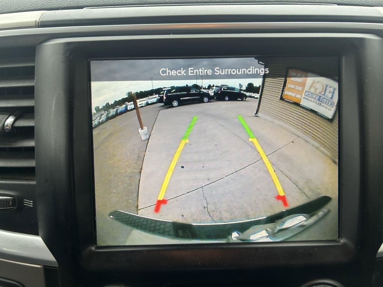 Used 2016 RAM 1500 SLT AWD/4WD image 21