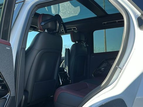 New 2026 Land Rover Range Rover Sport Dynamic SE image 21