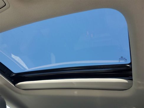 Certified 2025 Acura TLX w/ Technology Package image 30