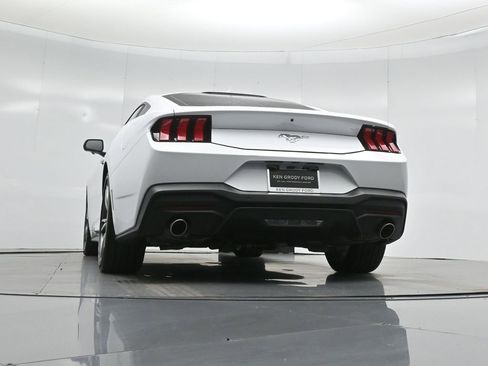 Certified 2024 Ford Mustang Coupe image 47