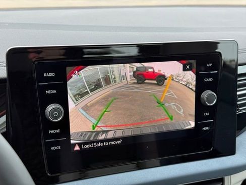 New 2026 Volkswagen Jetta SE FWD image 20
