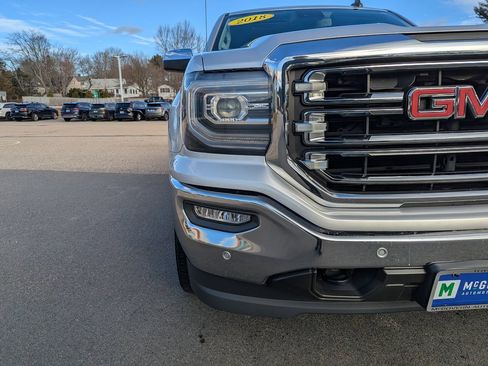 Used 2018 GMC Sierra 1500 SLT image 9