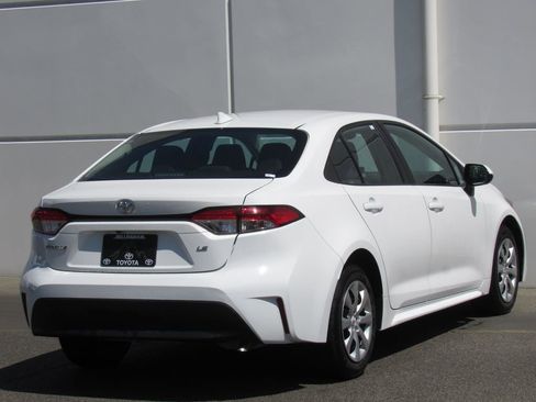 Certified 2024 Toyota Corolla LE FWD image 6