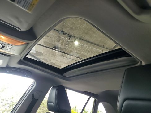 Used 2019 Toyota RAV4 Limited w/ All Weather Liner Package AWD/4WD image 21