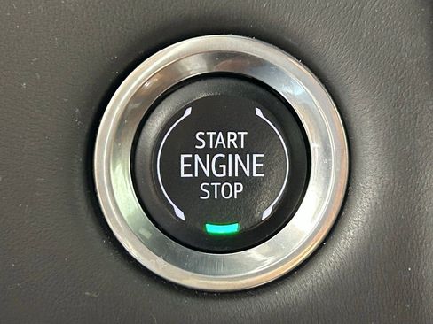 Used 2024 GMC Yukon Denali Ultimate image 29