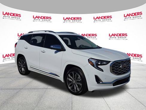 Used 2020 GMC Terrain Denali w/ Denali Premium Package image 1