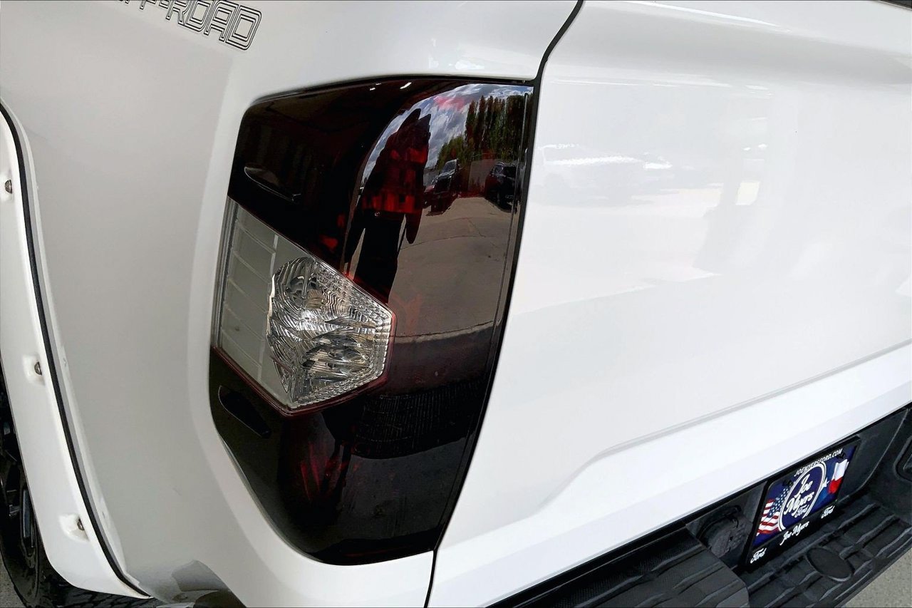 Used 2014 Toyota Tundra SR5 w/ SR5 Upgrade Package RWD image 27