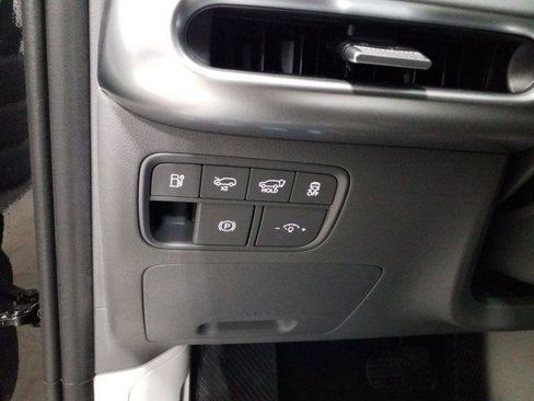 New 2026 Hyundai Ioniq 9 SEL image 12