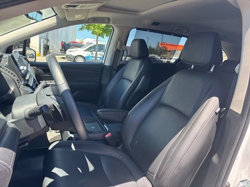 Used 2025 Honda Odyssey EX-L image 14