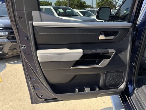 Used 2023 Toyota Tundra Limited image 16