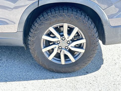 Used 2020 Honda Pilot EX image 12