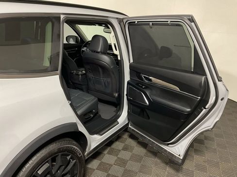 Used 2022 Kia Telluride SX image 33