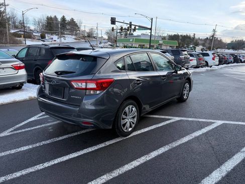 Used 2019 Subaru Impreza 2.0i image 4