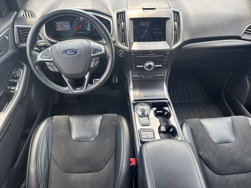 Used 2019 Ford Edge ST w/ Equipment Group 401A AWD/4WD image 23