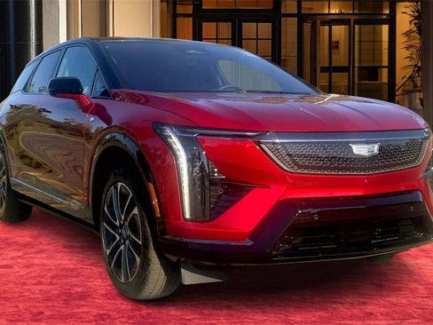 New 2026 Cadillac Optiq Sport 1 image 2