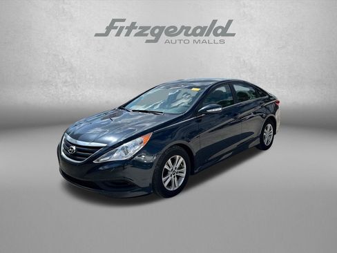 Used 2014 Hyundai Sonata GLS w/ Popular Equipment Group 2 FWD image 2