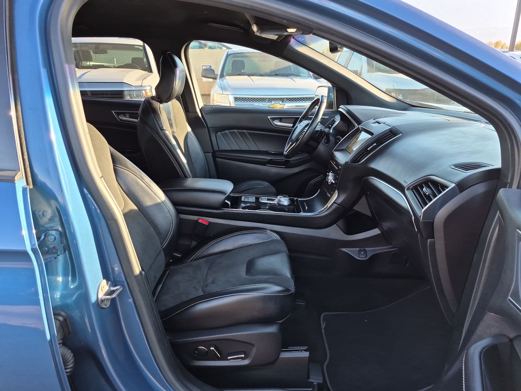 Used 2019 Ford Edge ST AWD/4WD image 32
