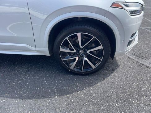 Used 2019 Volvo XC90 T6 Momentum w/ Advanced Package AWD/4WD image 7