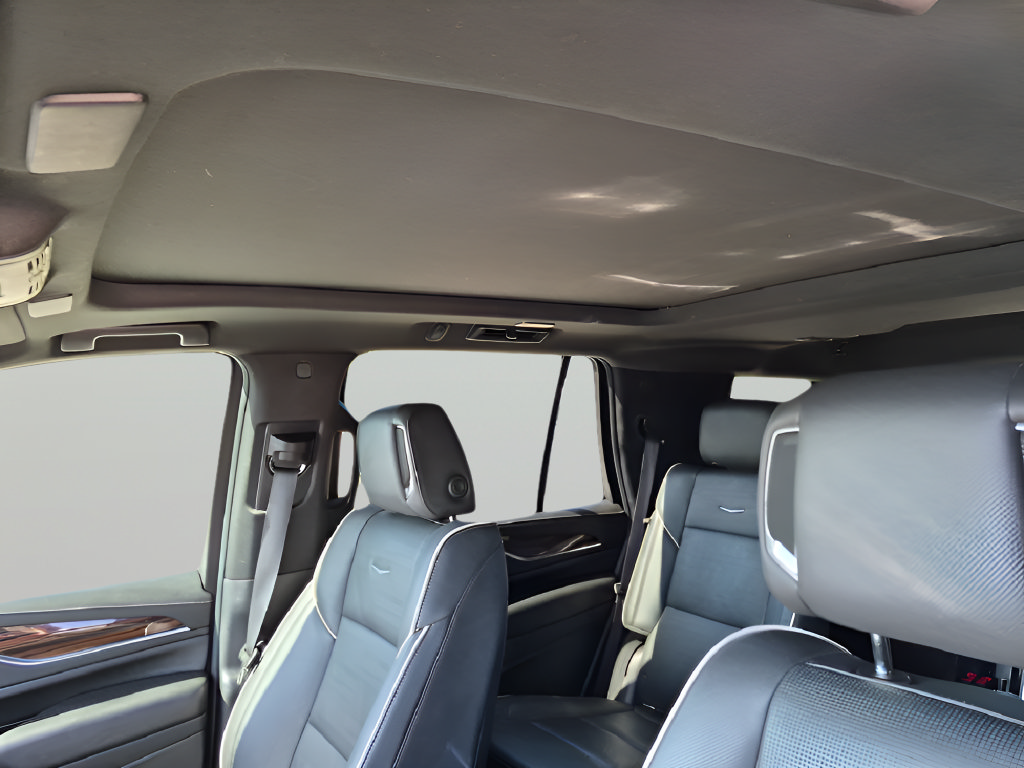 Used 2022 Cadillac Escalade Premium Luxury w/ Performance Package RWD image 34