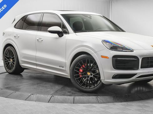 Used 2023 Porsche Cayenne GTS image 1